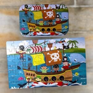 Quebra-Cabeça em Madeira na Latinha